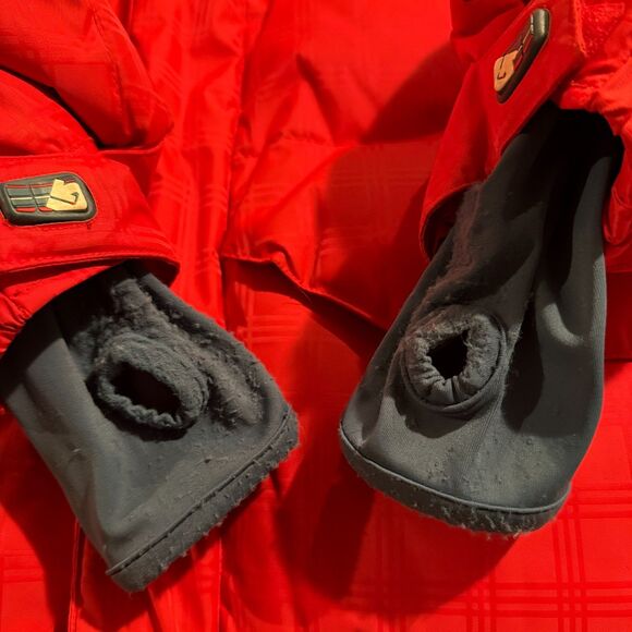 Y2K Burton Red Goose Down Audio Integrated Snowboard Jacket - XL - Picture 10 of 13